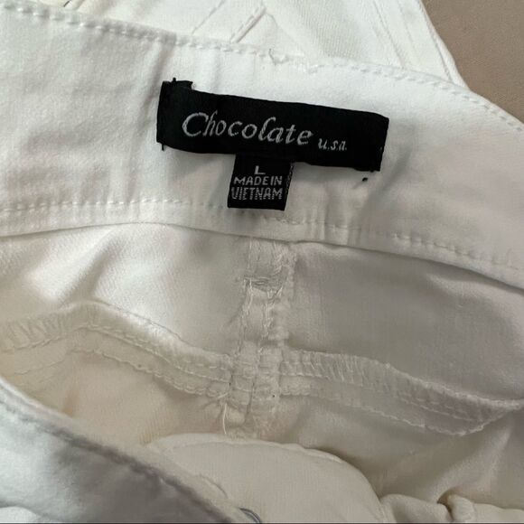 Chocolate USA super stretchy jeans in a size large. - Picture 7 of 7